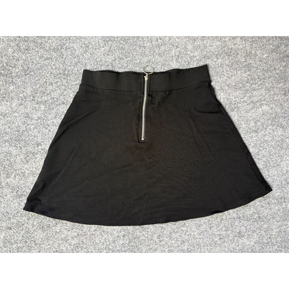 FOREVER 21 Skirt Womens Large Black Zip Short